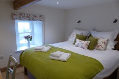 Nell_Tom_room3-new